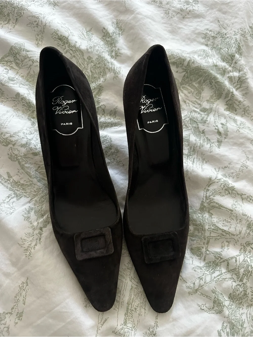 Roger Vivier Trompette Suede Pumps